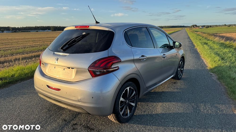 Peugeot 208 1.5 BlueHDi Allure Pack S&S - 5