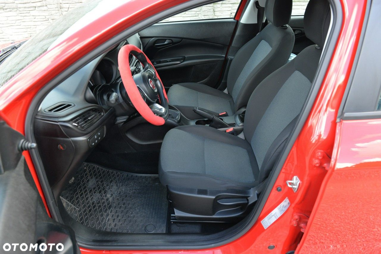 Fiat Tipo 1.4 16v Easy - 9
