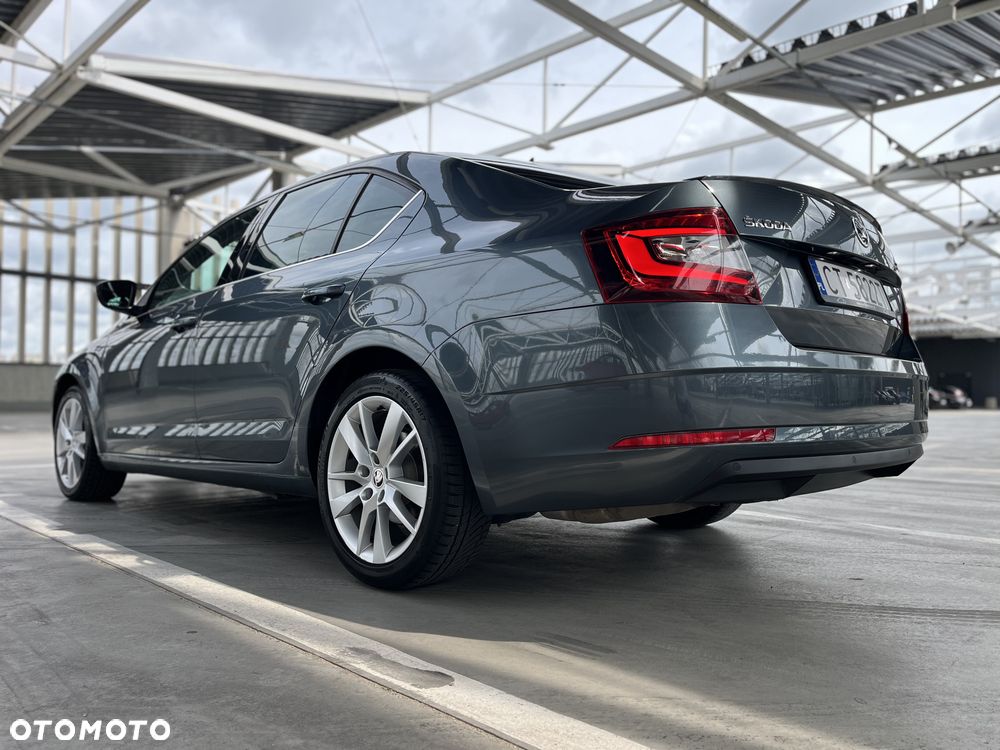 Skoda Octavia 2.0 TSI Style DSG - 8