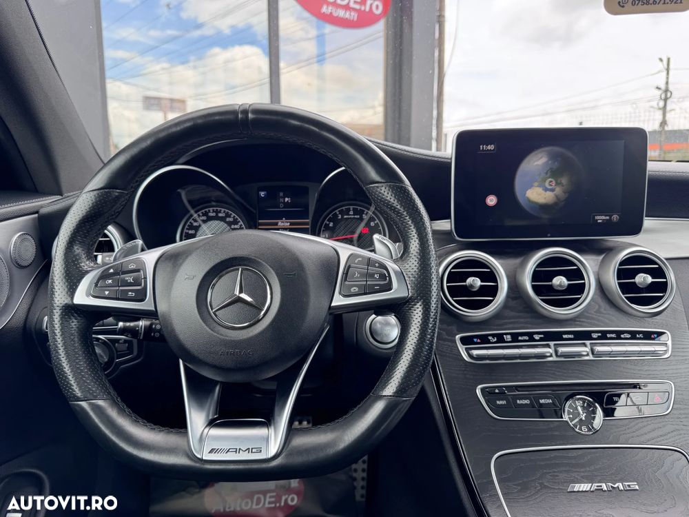 Mercedes-Benz C 63 AMG - 12