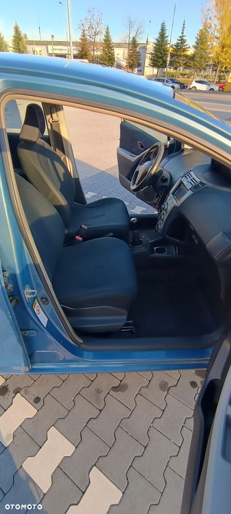 Toyota Yaris ver-1-4-d--4d - 19