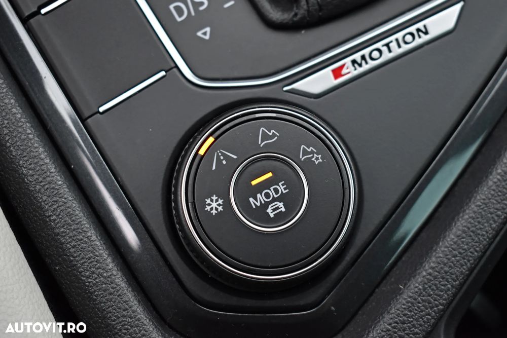 Volkswagen Tiguan 2.0 TDI SCR 4MOTION DSG Offroad - 32