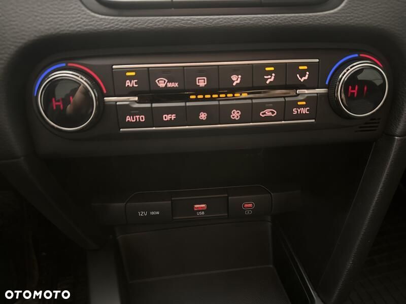 Kia Ceed 1.5 T-GDI M DCT - 16