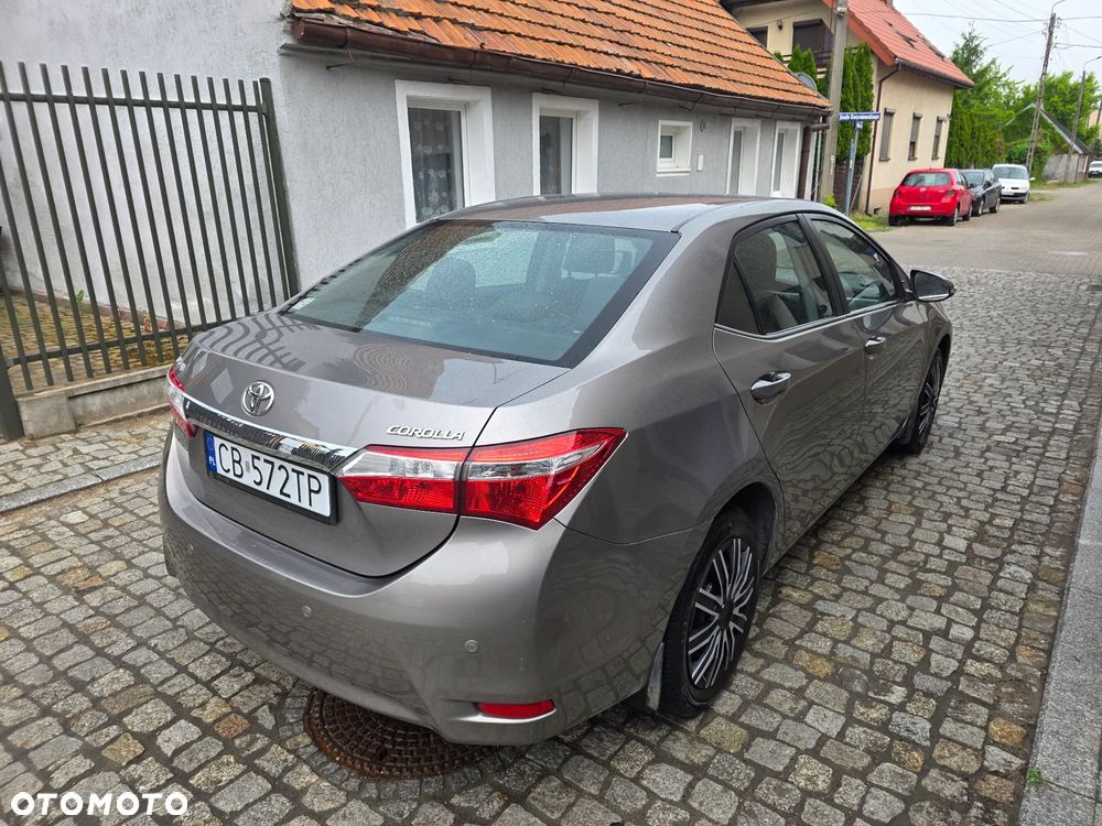 Toyota Corolla 1.6 Active - 3