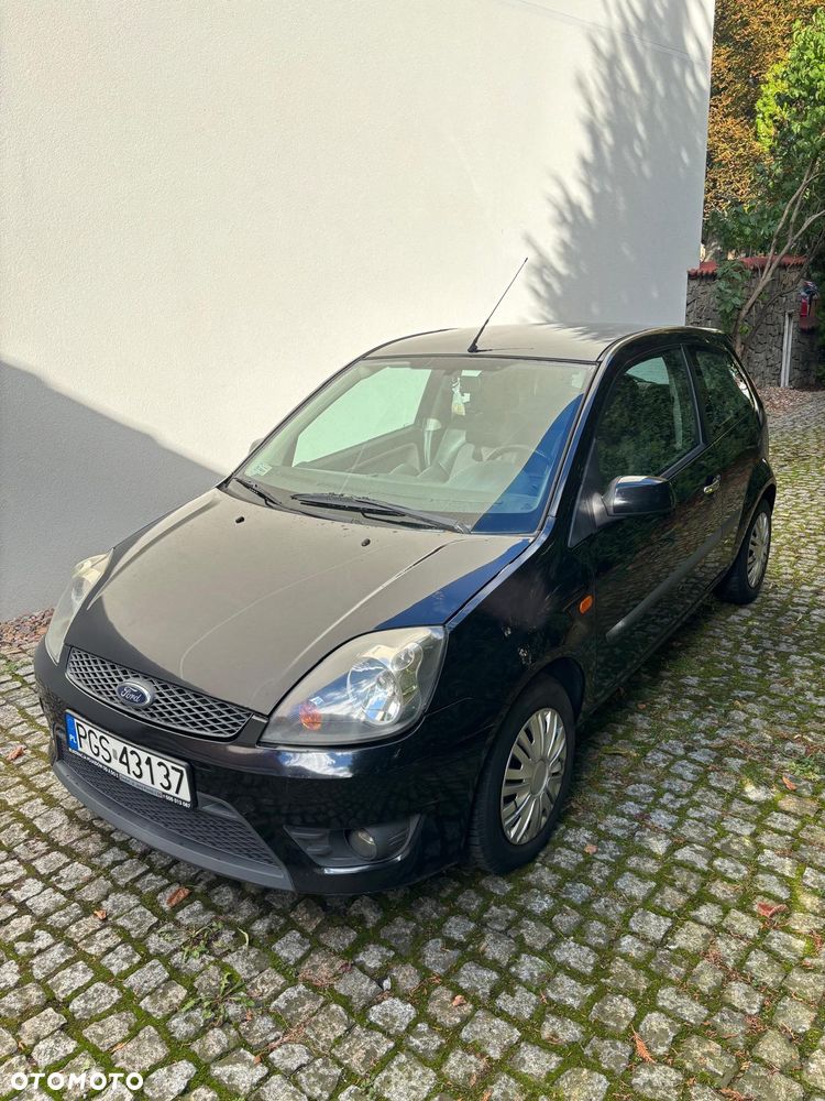 Ford Fiesta 2007 photo 3