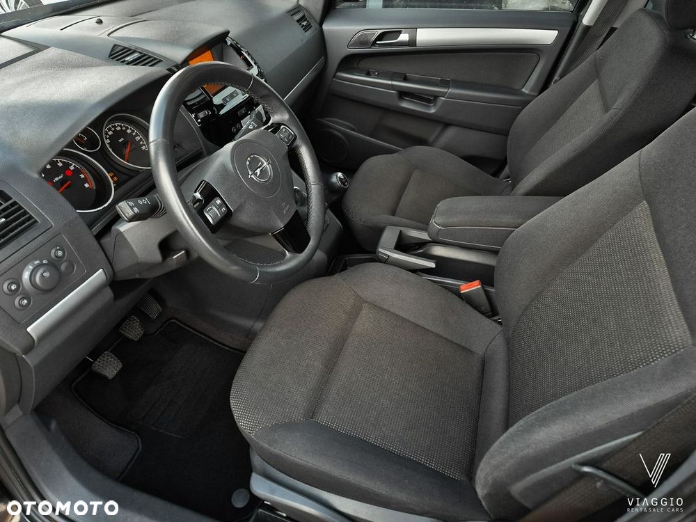 Opel Zafira 1.8 Family Plus - 26