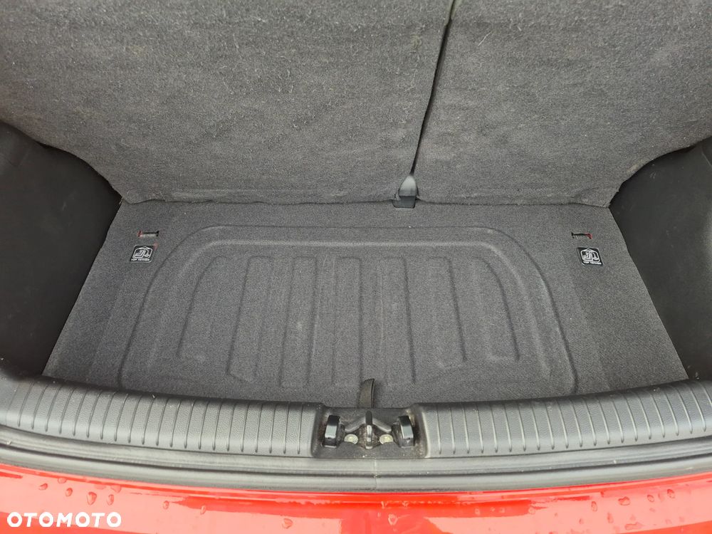 Hyundai i10 1.2 Intro Edition - 26