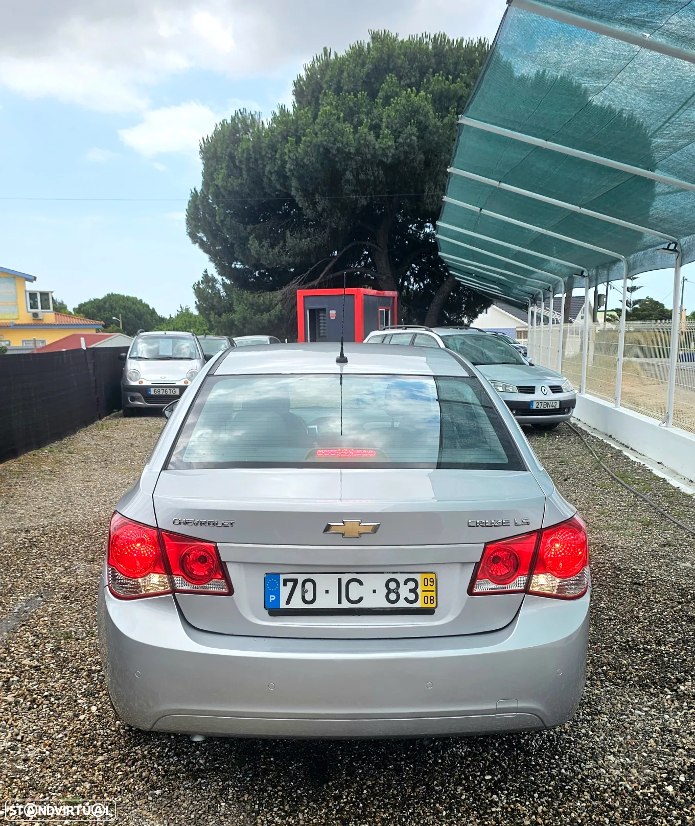 Chevrolet Cruze 1.6 LS - 4