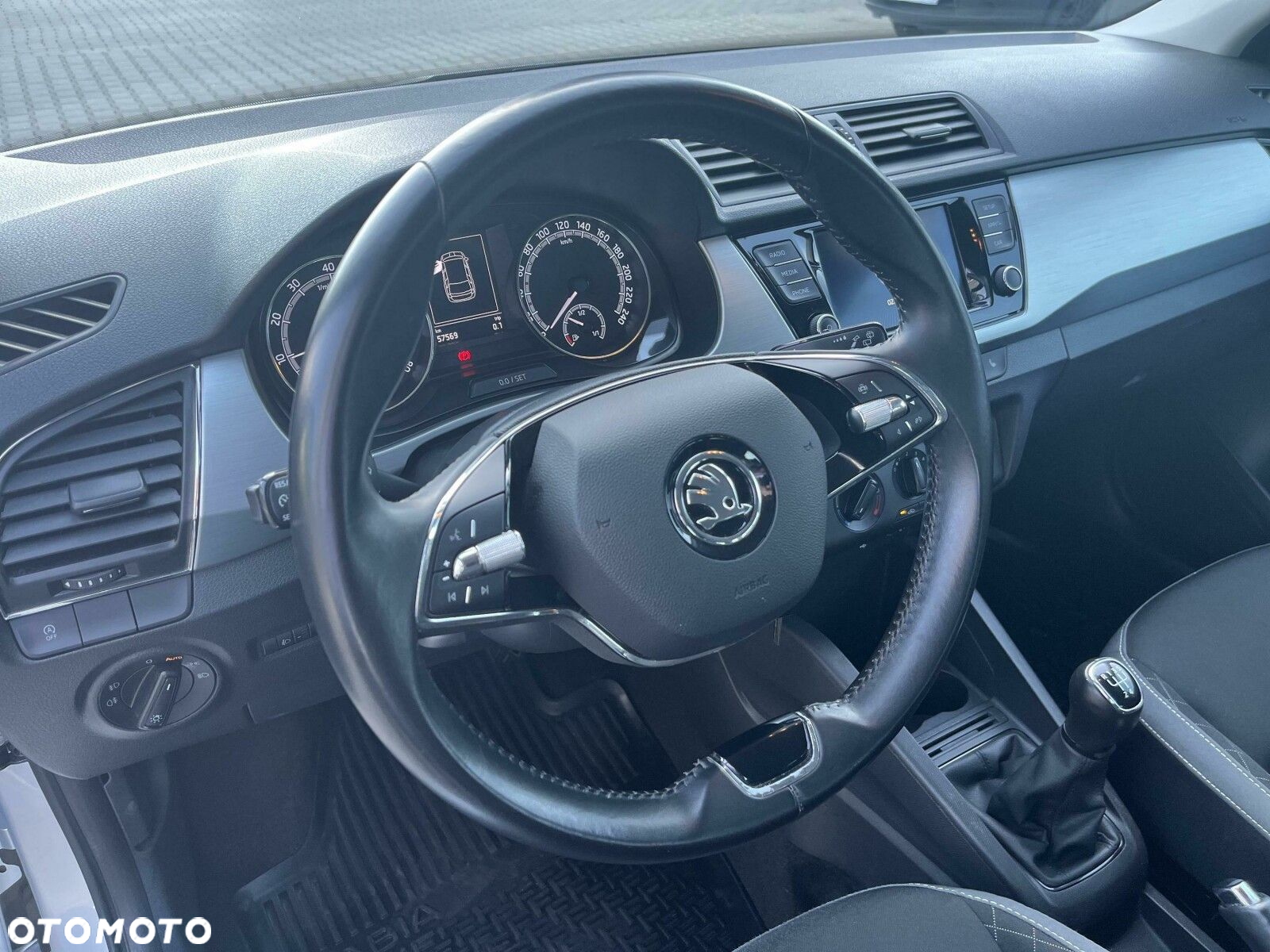 Skoda Fabia 1.0 TSI Ambition - 10