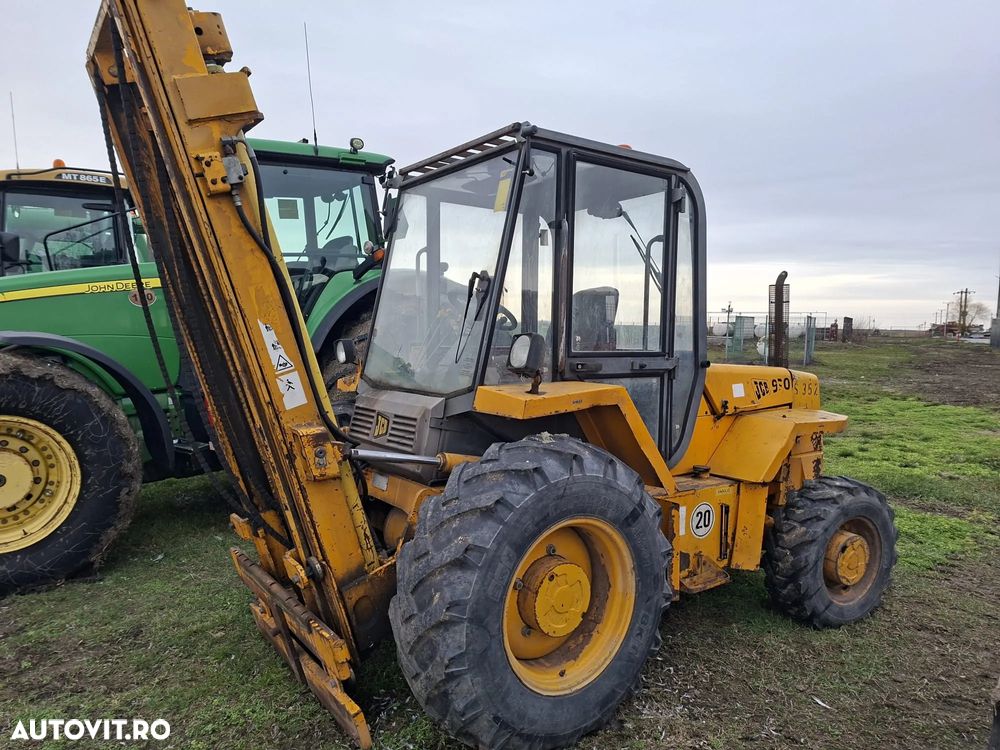 JCB 930 - 1