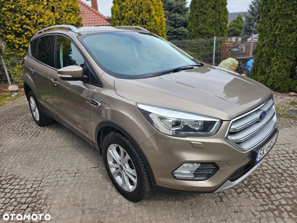 Ford Kuga 2.0 TDCi AWD Titanium - 4