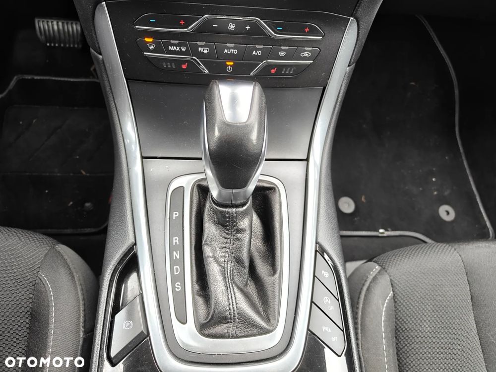 Ford S-Max 2.0 TDCi Bi-Turbo Titanium PowerShift - 16