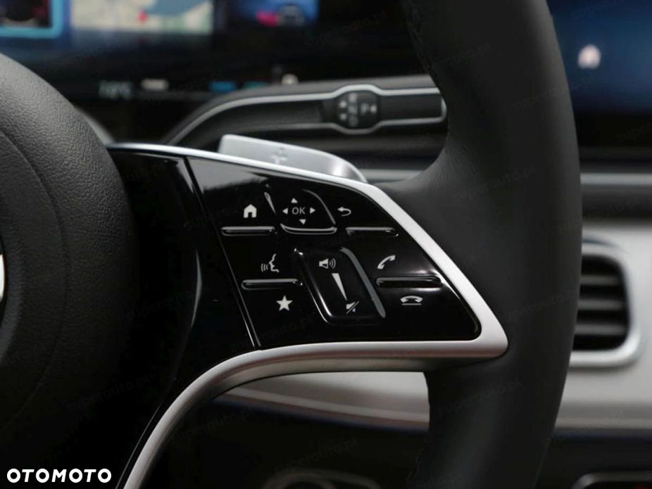 Mercedes-Benz GLE - 11