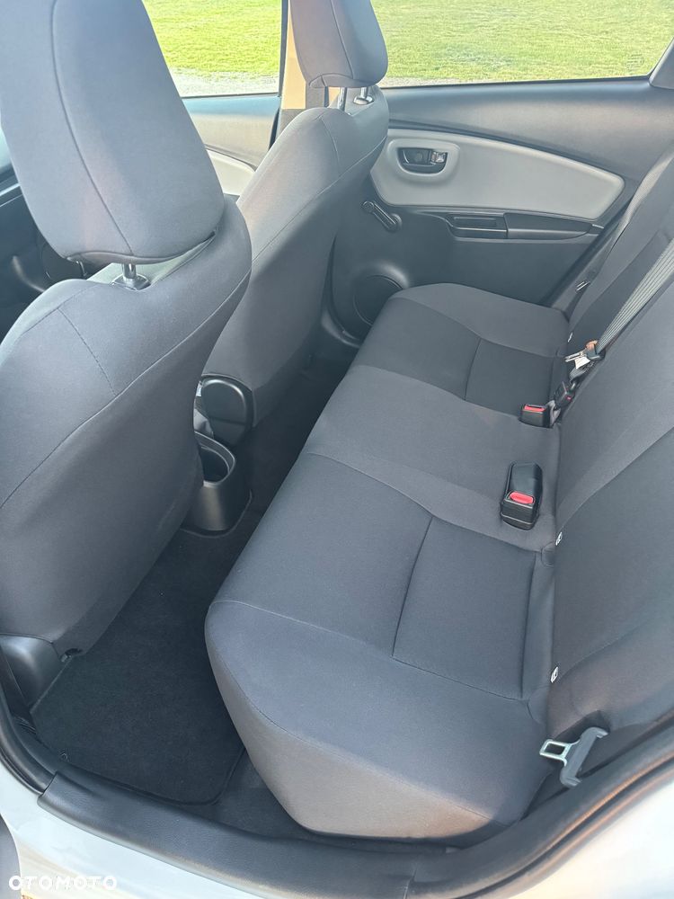 Toyota Yaris 1.5 Active - 11