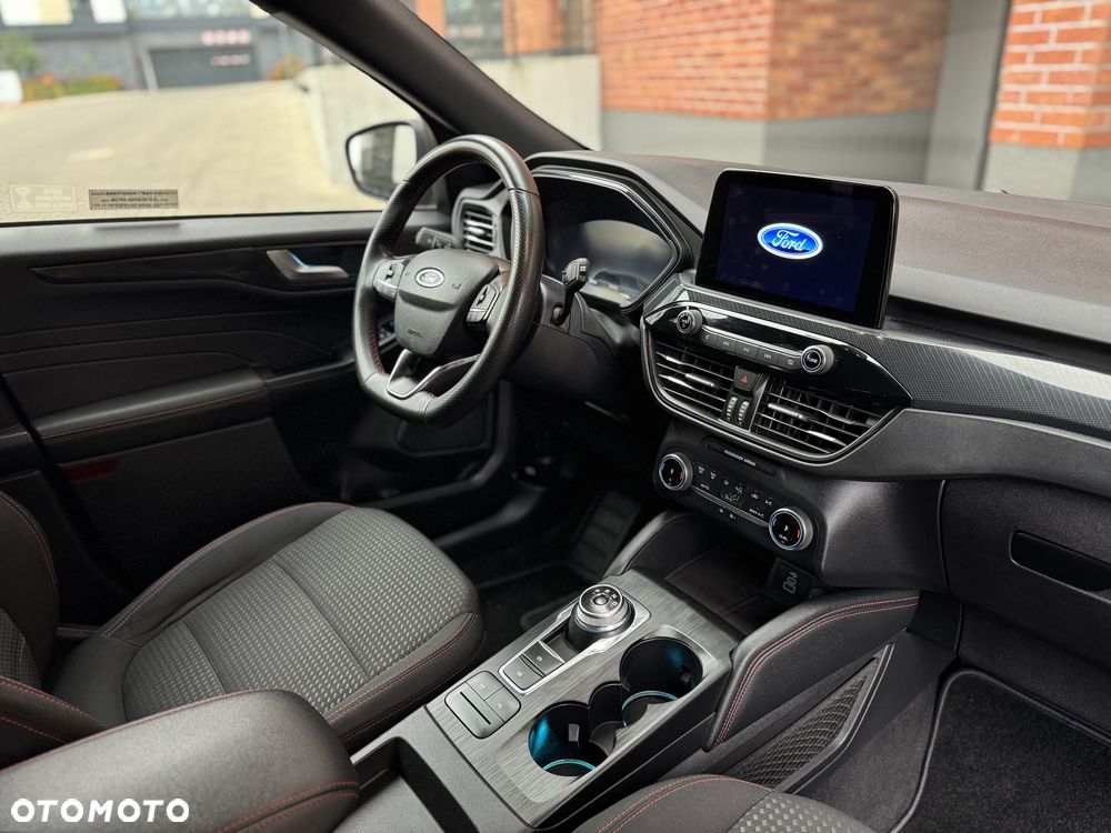 Ford Kuga - 21