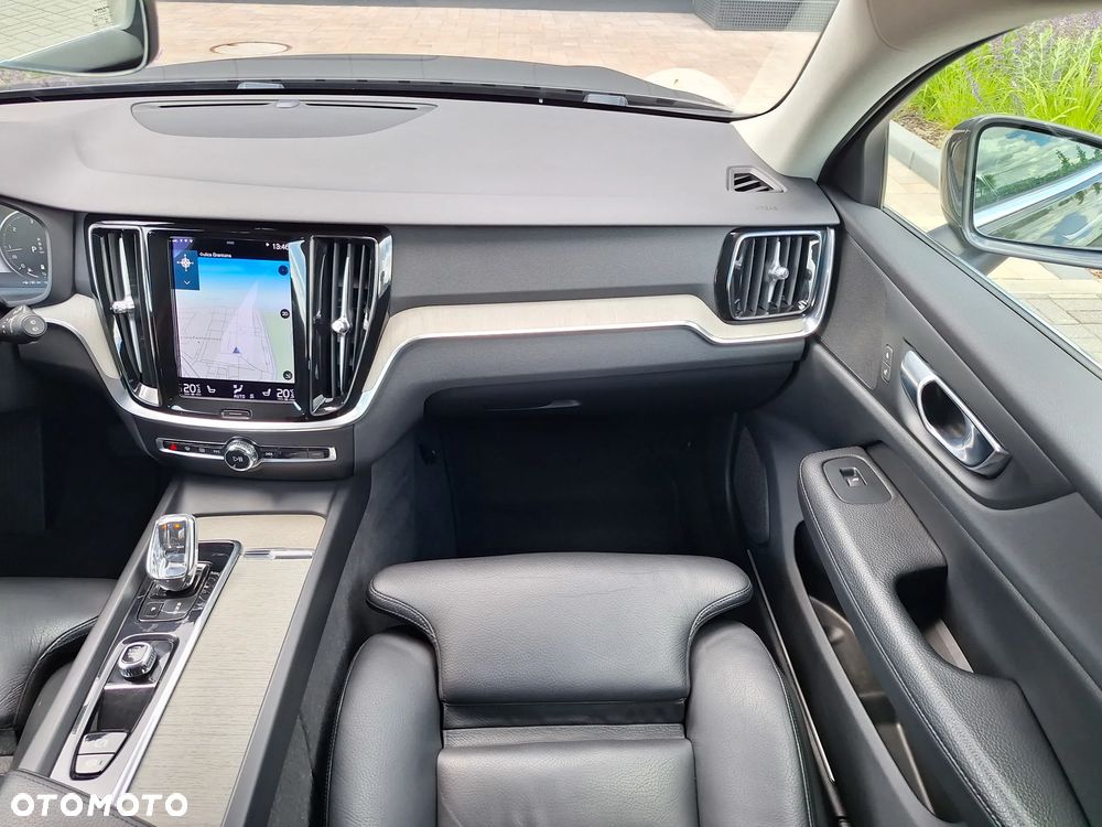 Volvo V60 B4 D Inscription - 26