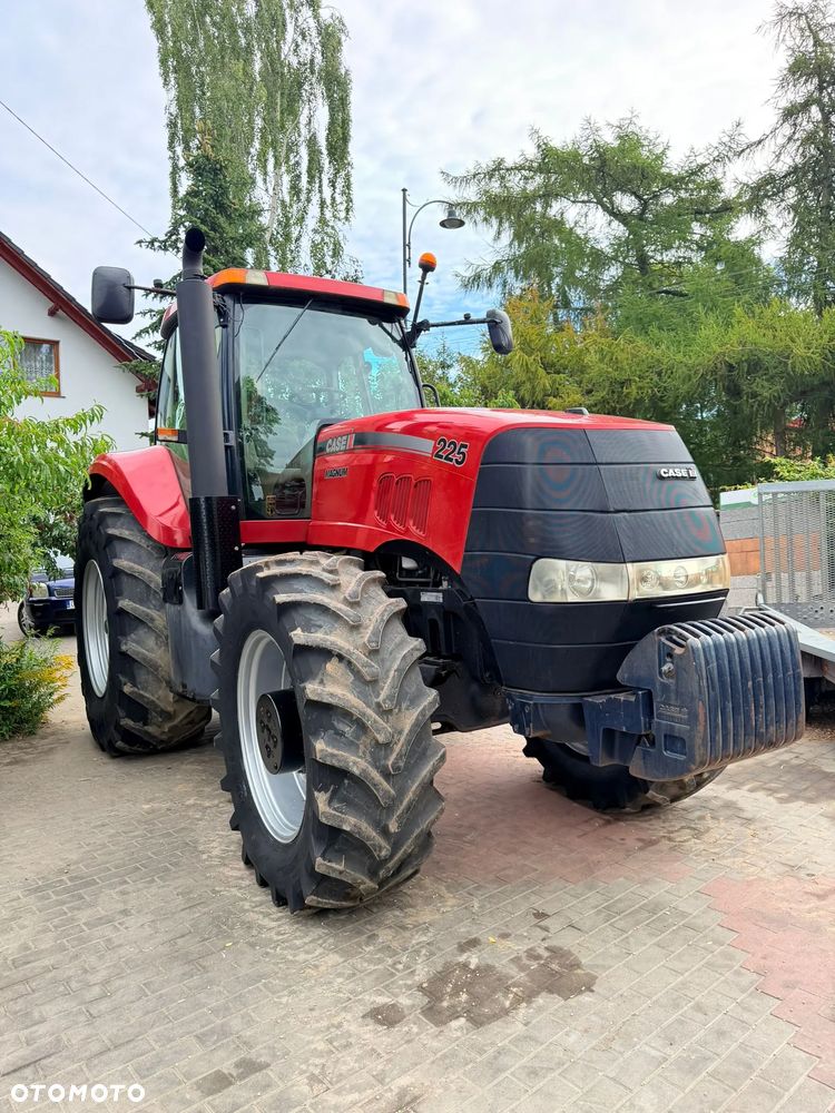 Case IH Magnum 225 - 4