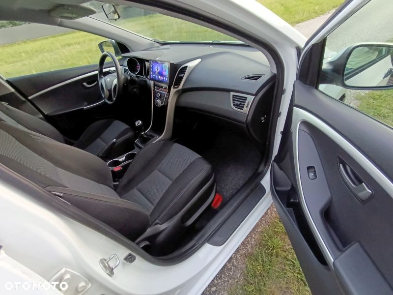 Hyundai i30 1.4 Comfort - 8