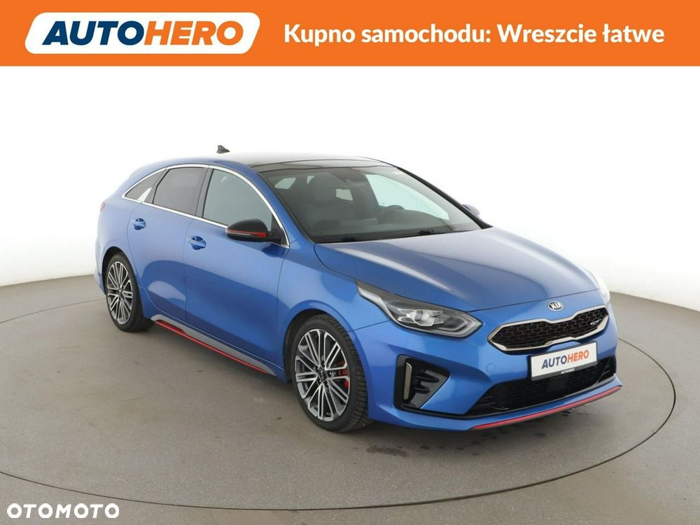 Kia ProCeed 1.6 T-GDI GT DCT - 11