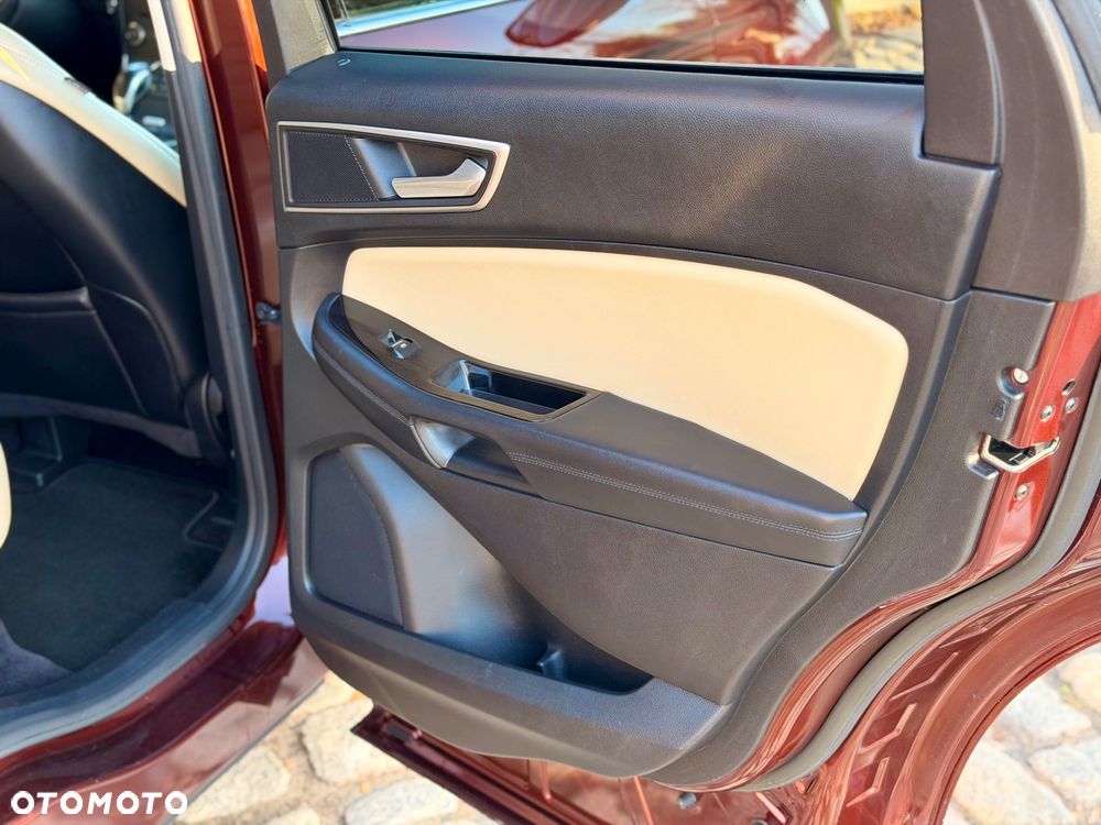 Ford Edge - 21