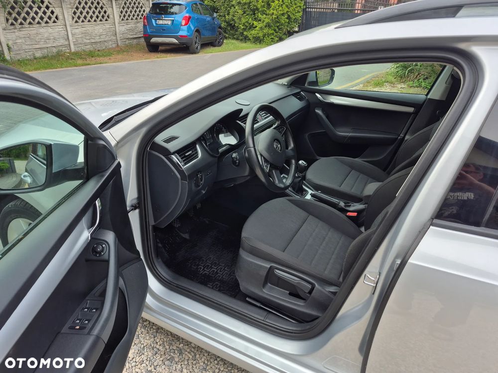 Skoda Octavia 1.6 TDI Elegance - 9