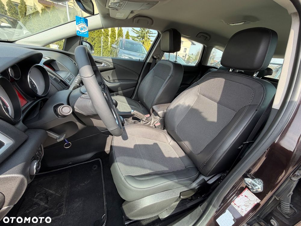 Opel Astra 1.4 Turbo - 35