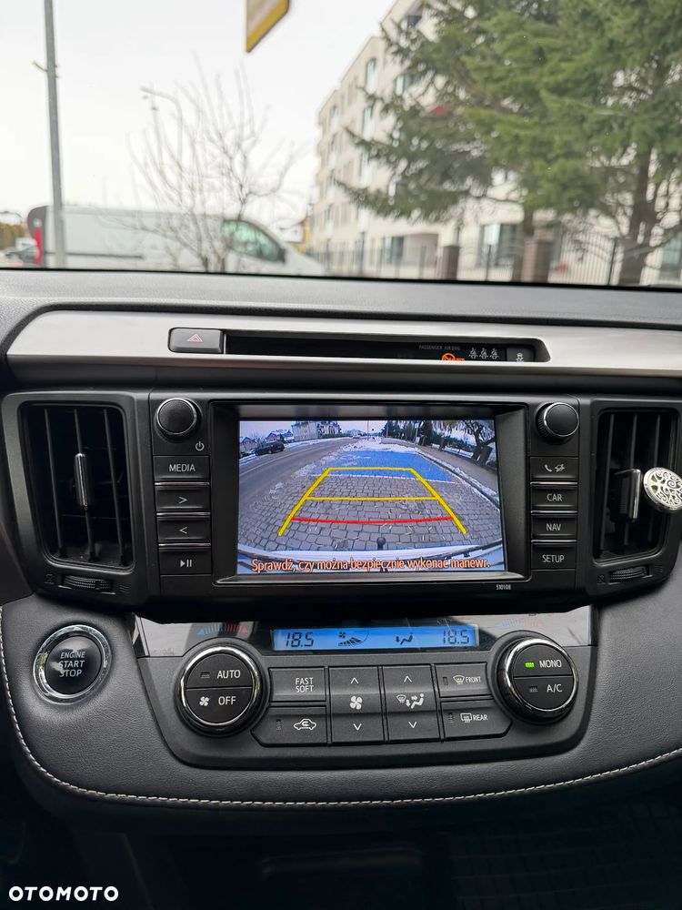 Toyota RAV4 2.0 D-4D Premium 4x2 - 21