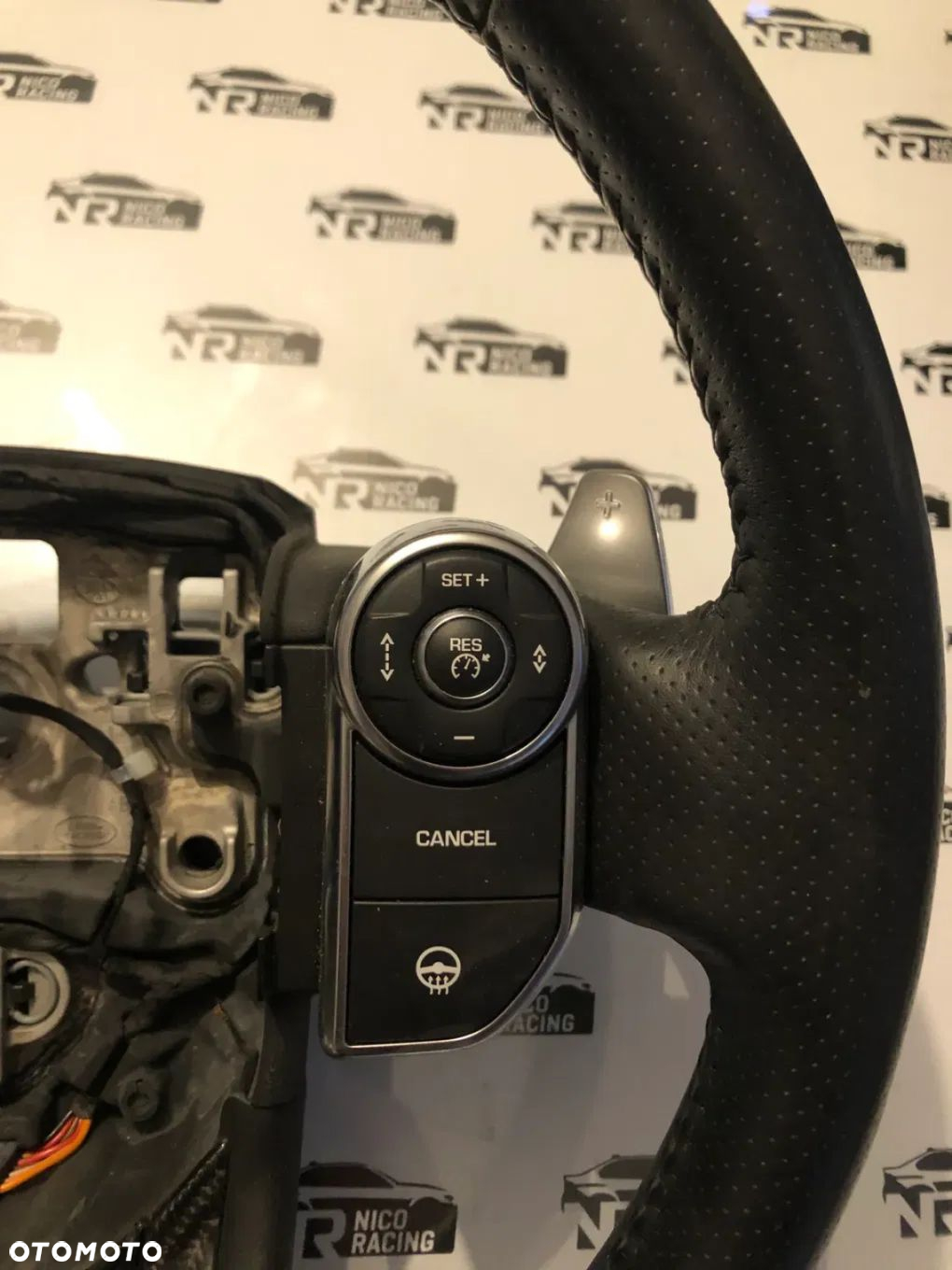 KIEROWNICA RANGE ROVER SPORT L494 VELAR L560 ŁOPATKI CARBON GRZANA - 2
