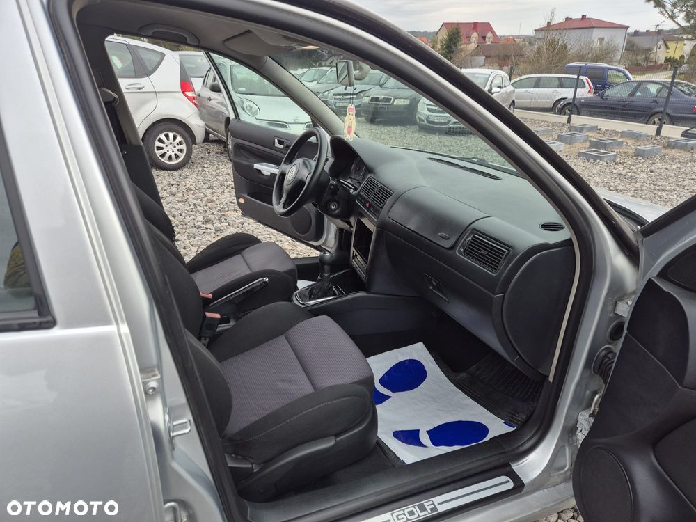 Volkswagen Golf 1.6 Sportline - 11