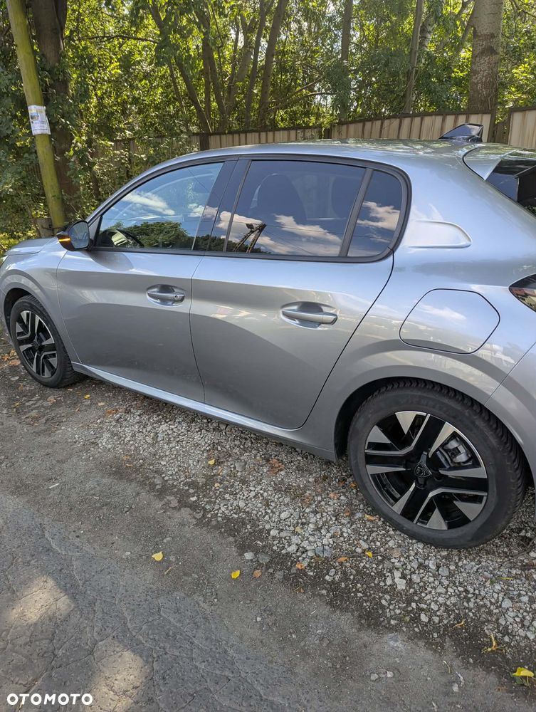 Peugeot 208 1.2 T Allure S&S - 3