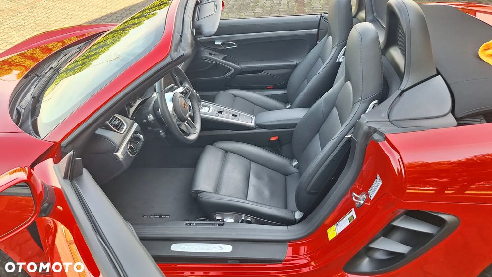 Porsche Boxster - 17