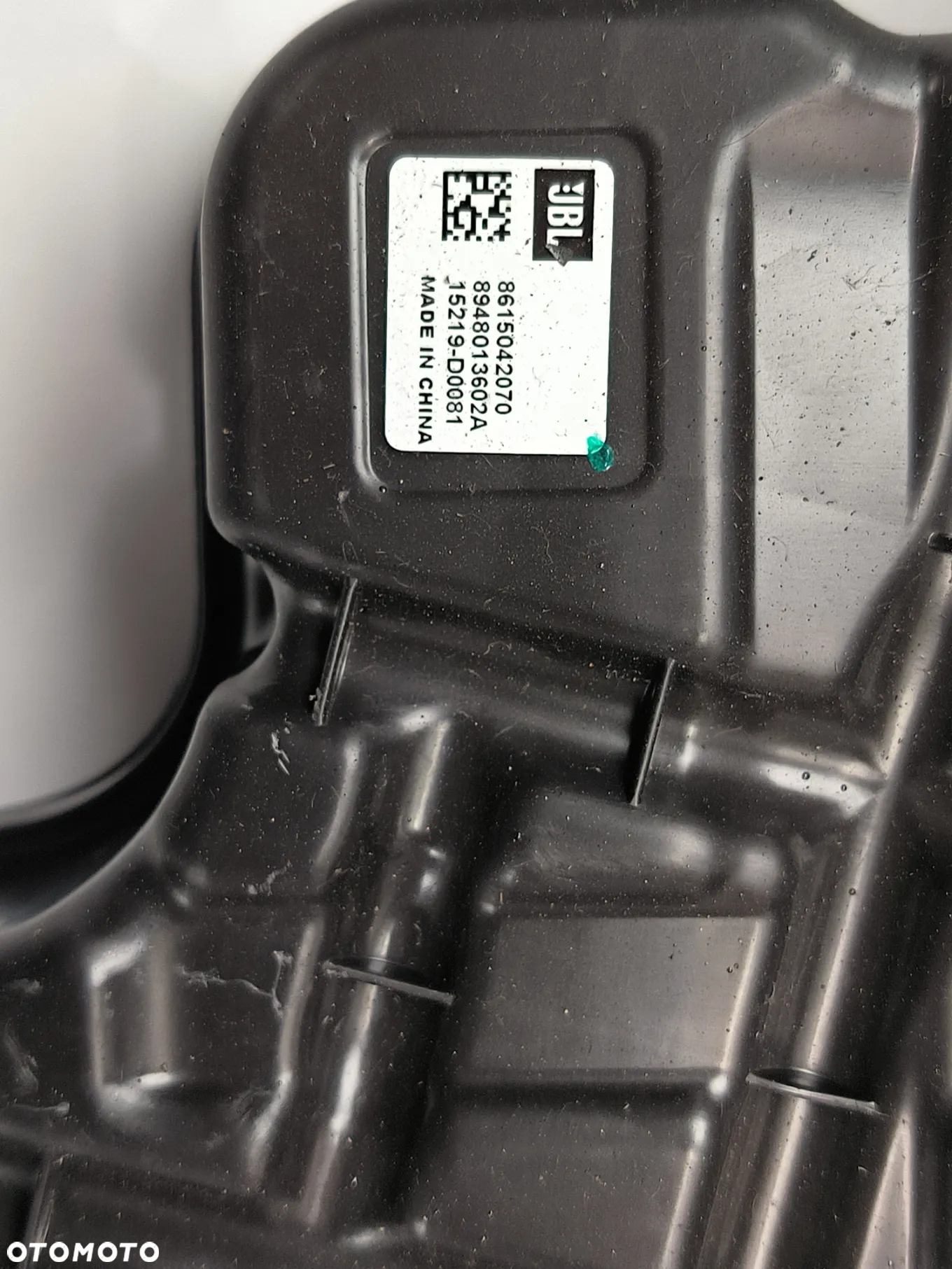 Głośnik subwoofer jbl 15219-D0081 do Toyota RAV4 V 2,5 Hybryda 2019 - 2
