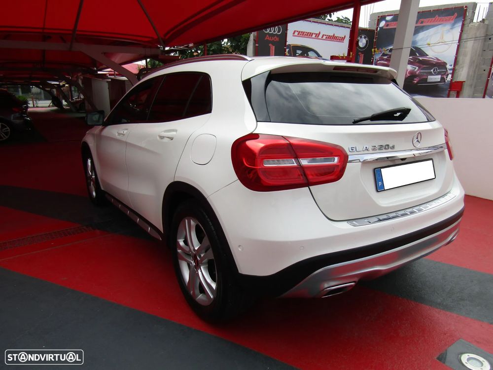 Mercedes-Benz GLA 220 d 7G-DCT Peak Edition - 5