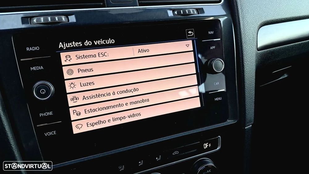 VW Golf Variant 1.6 TDi Confortline - 14