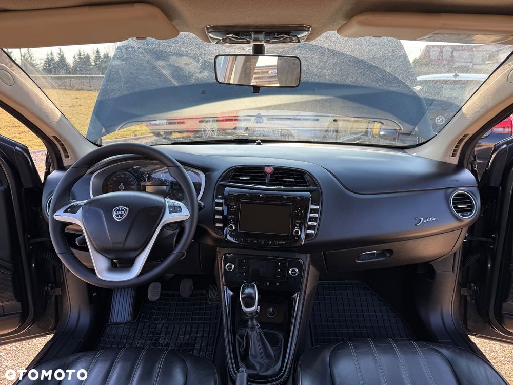 Lancia Delta 2.0 MultiJet 16v Oro - 11