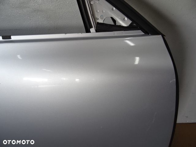 DRZWI PRAWY PRZÓD PRAWE PRZEDNIE VW PASSAT B5 LIFT KOMBI 00-05 LAK:LA7W NR1104 - 4