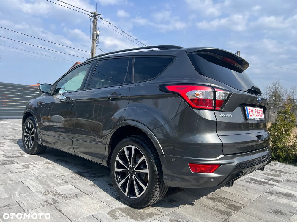 Ford Kuga 2.0 TDCi 2x4 ST-Line - 15