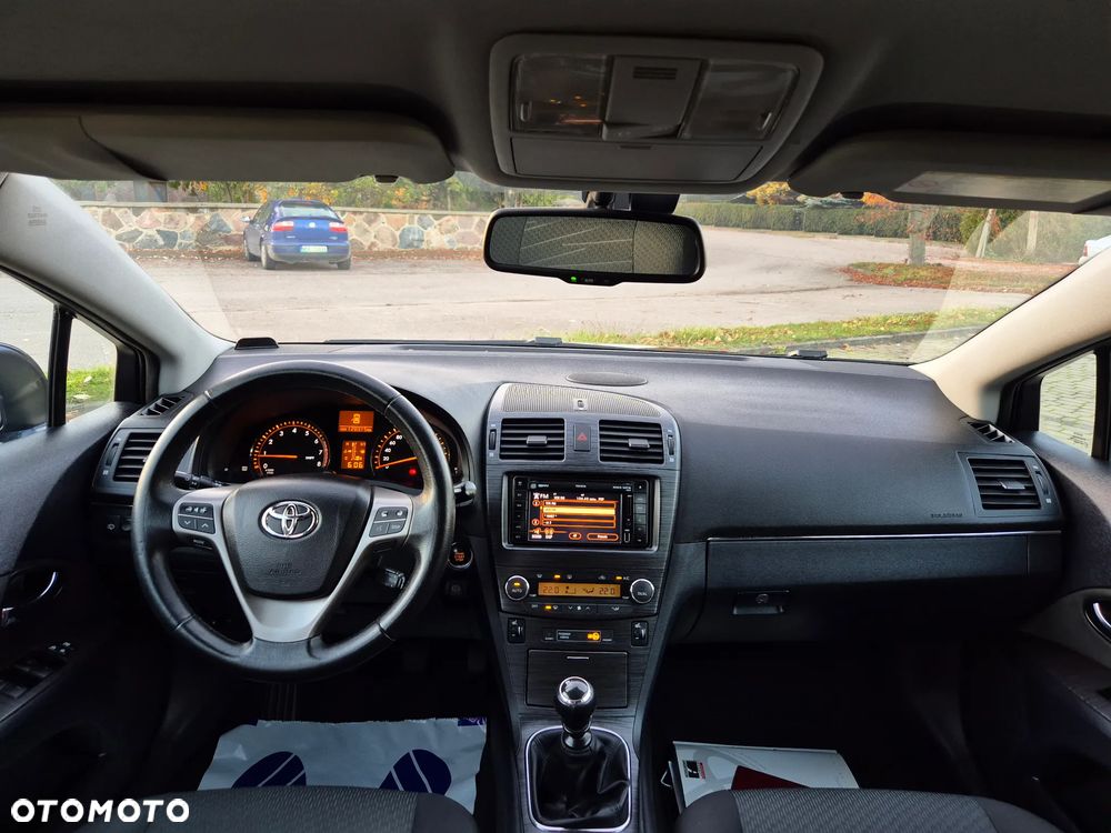 Toyota Avensis 2.0 Prestige NAVI - 29