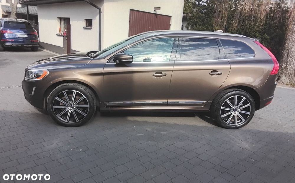 Volvo XC 60 T5 Geartronic Summum - 3