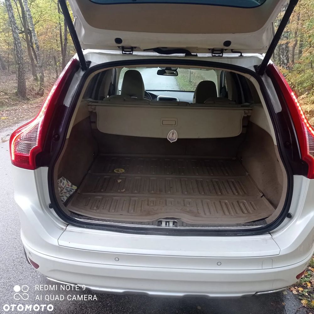 Volvo XC 60 T5 Geartronic Kinetic - 8