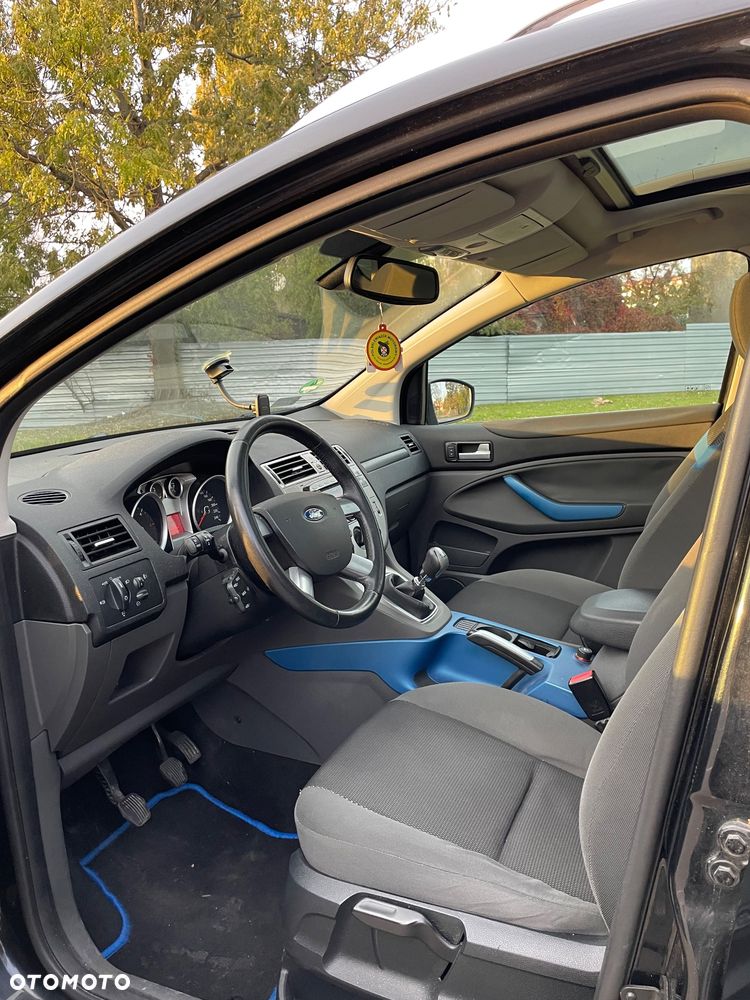 Ford Kuga 2.0 TDCi Titanium - 8