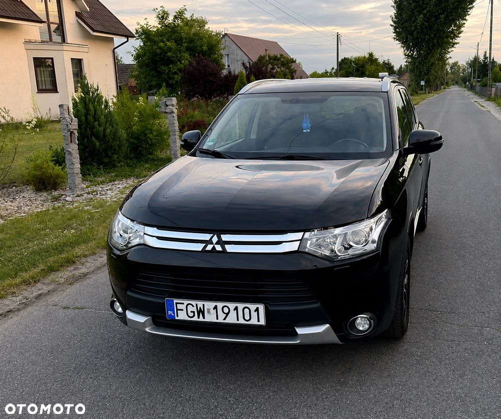 Mitsubishi Outlander 2.2 DID Intense + 4WD - 11