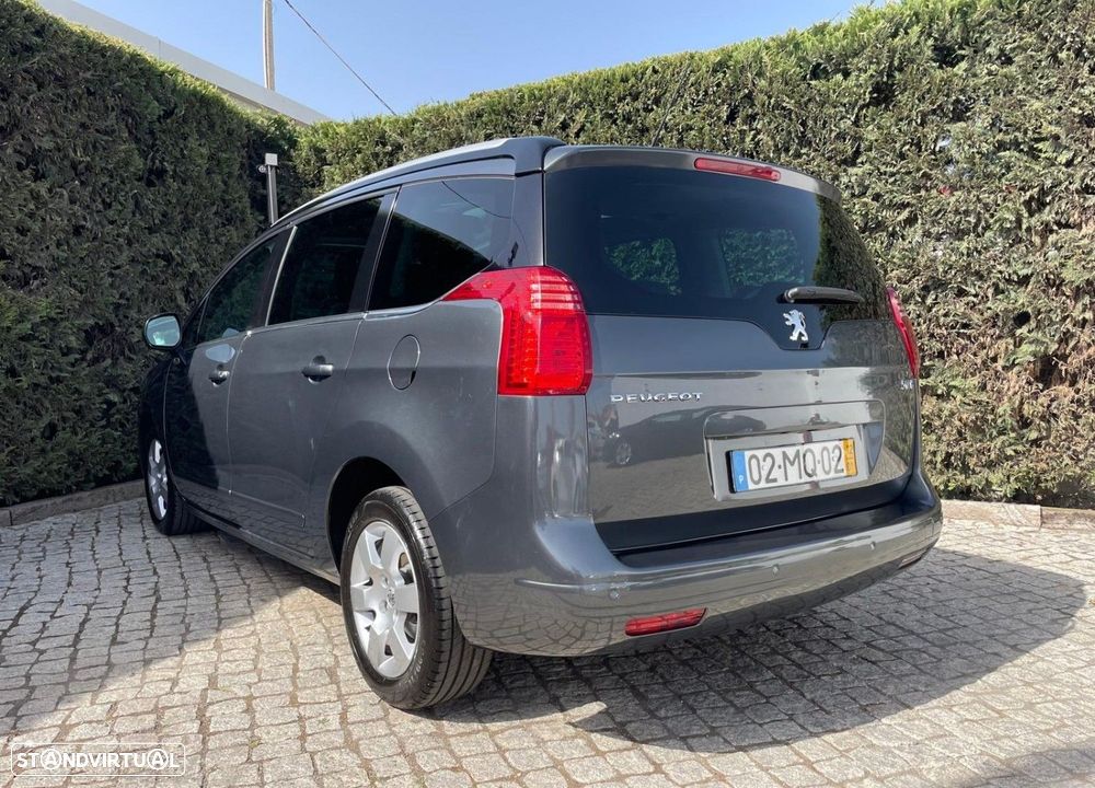 Peugeot 5008 1.6 E-HDi 7L Allure 2-Tronic - 3