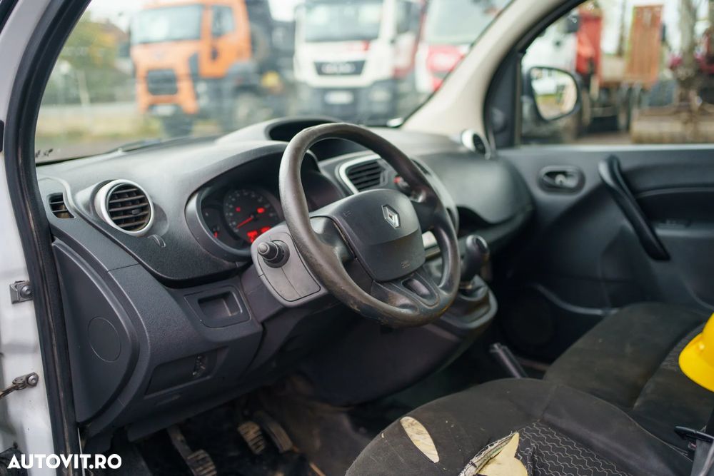 Renault KANGOO - 10
