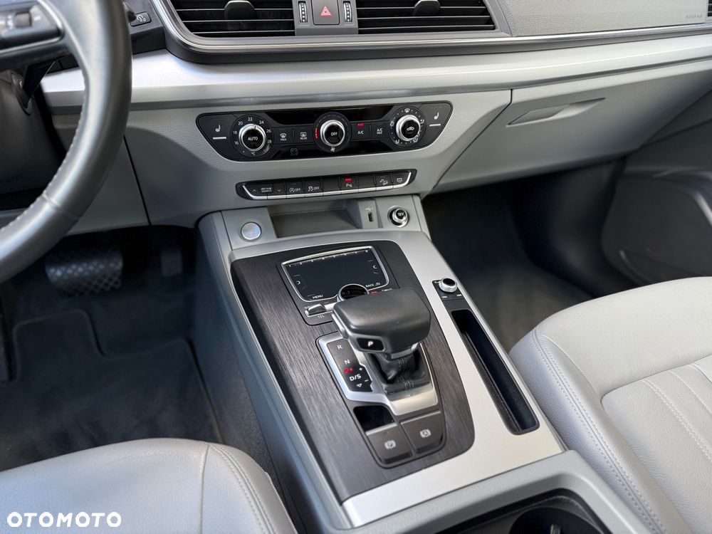 Audi Q5 35 TDI S tronic design - 28