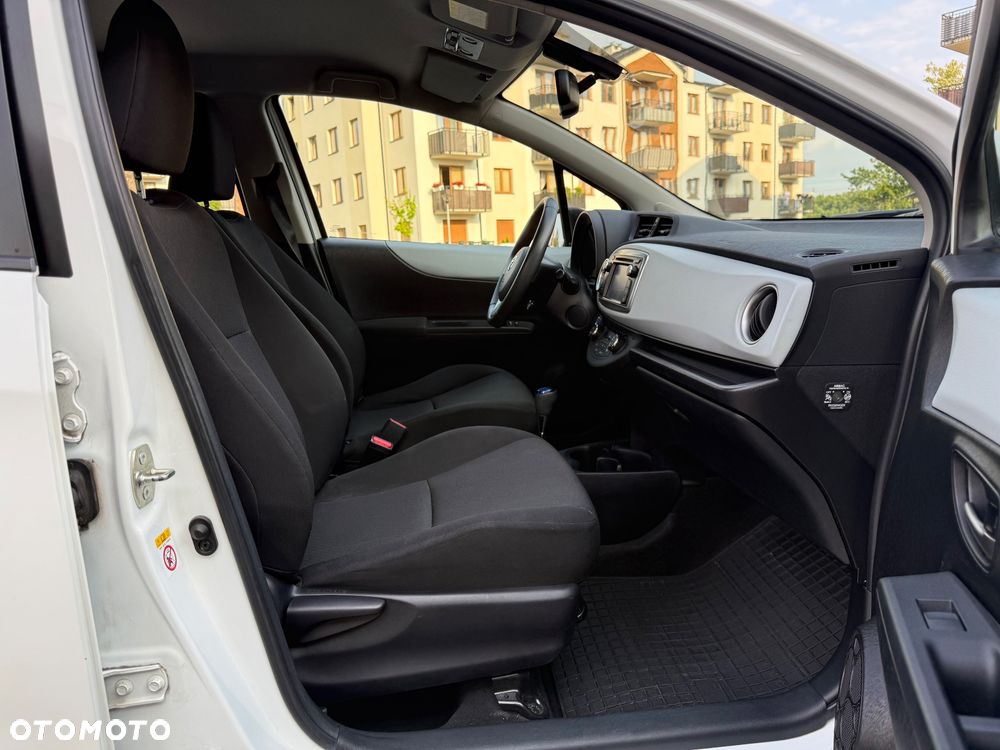Toyota Yaris 1.5 VVT-i Comfort - 28