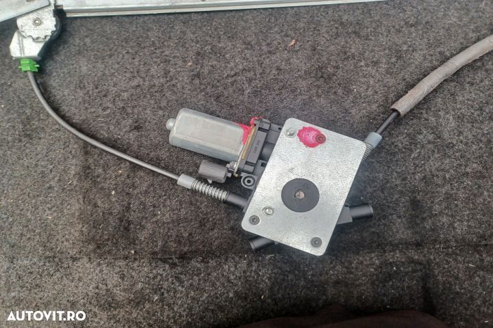 Macara geam fata stanga electrica 454500008 D239807 454500008 D239807 - 2