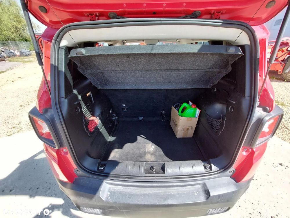 Jeep Renegade 1.6 E-TorQ Longitude FWD - 4