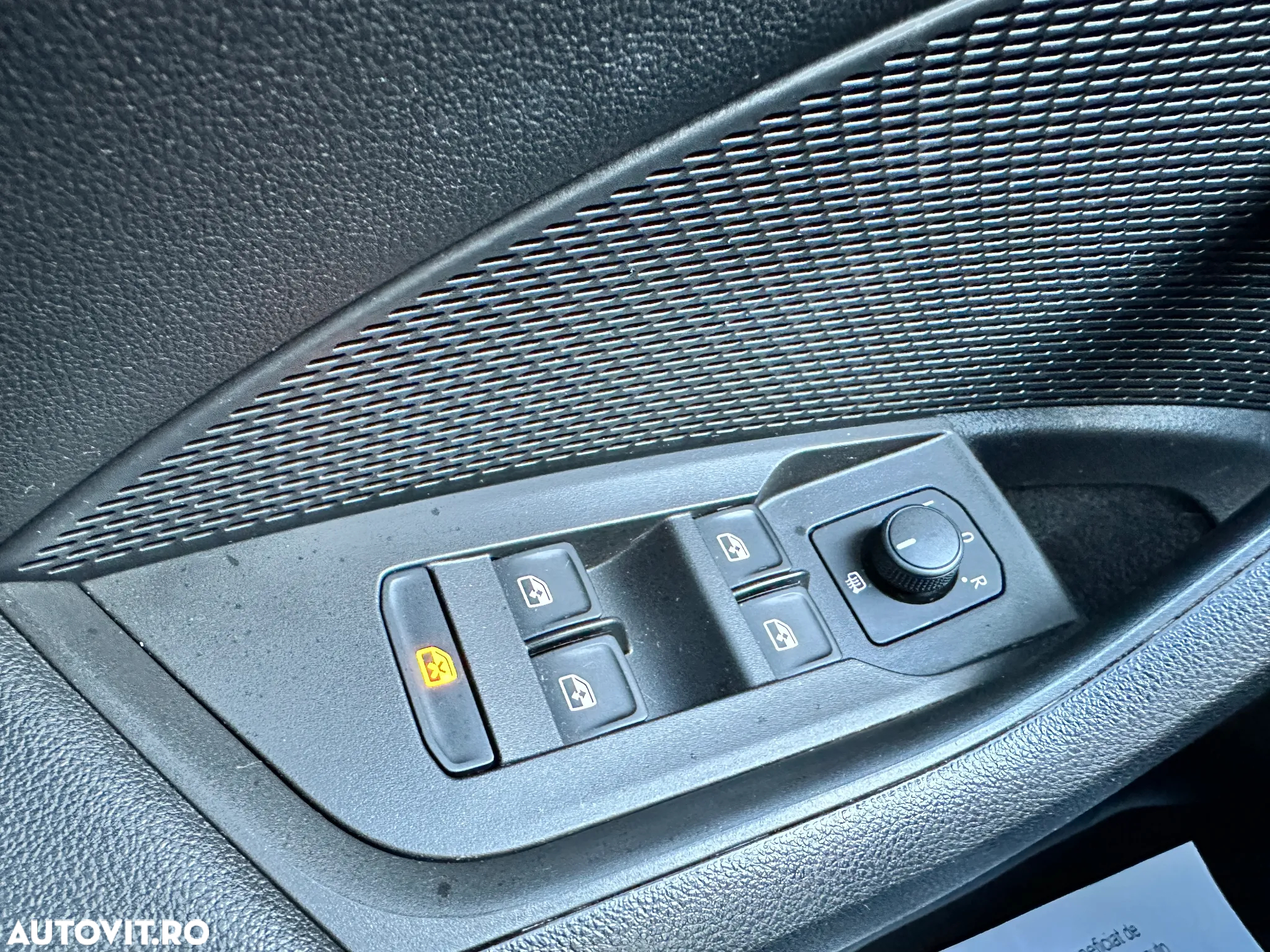 Skoda Octavia Combi 2.0 TDI DSG Ambition - 7