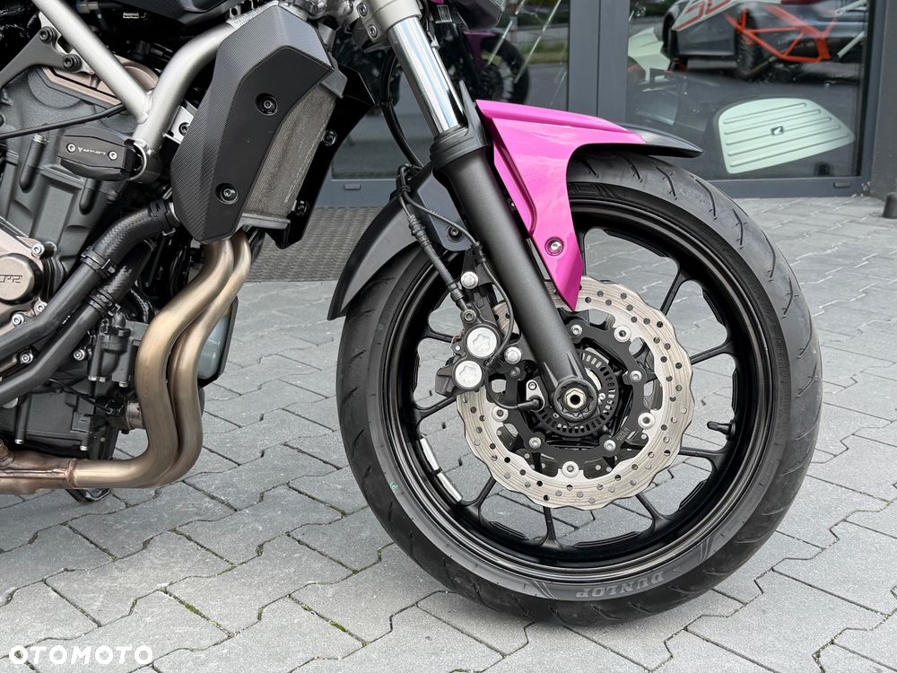Yamaha MT - 8